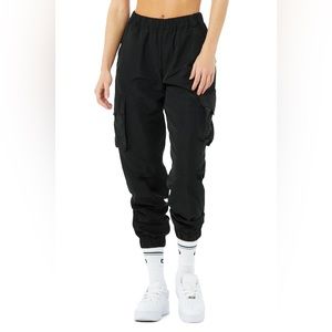 Alo Yoga It Girl Cargo Pant